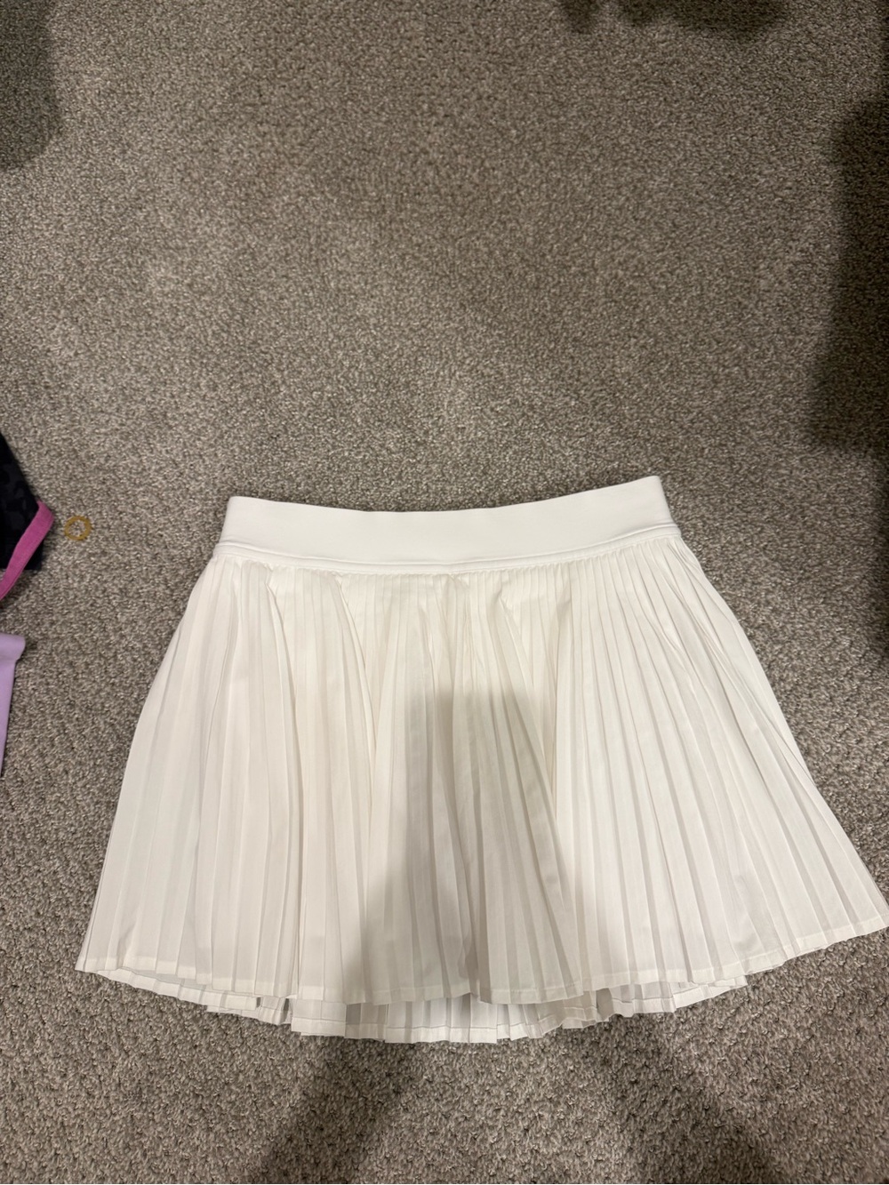 lululemon white pleated skirt